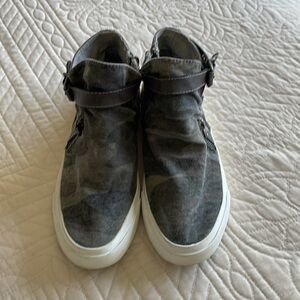 Camouflage Stone Gray Blowfish Shoes